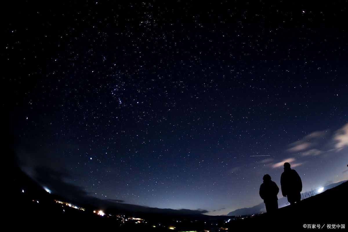 九游网-包含特色夜空徒步登山，挑战星空下的极限的词条